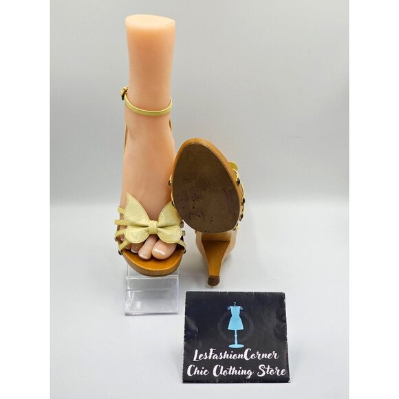 Moschino Women's Yellow Leather Ankle Strap Wooden Platform Sandal Sz 6 2694 - Picture 9 of 16